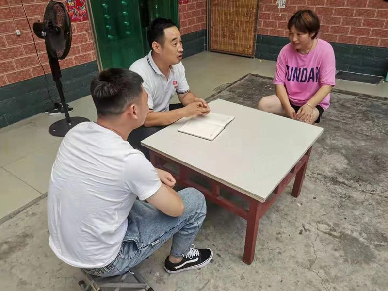 博農(nóng)乳業(yè)黨支部扎實開展“入戶訪民情、我來辦實事”活動
